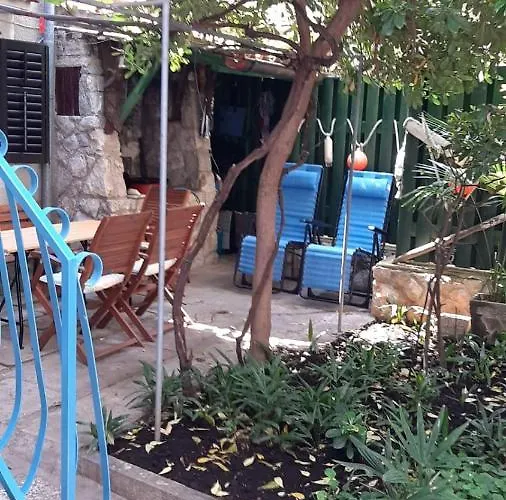 House Markovina * 크레스