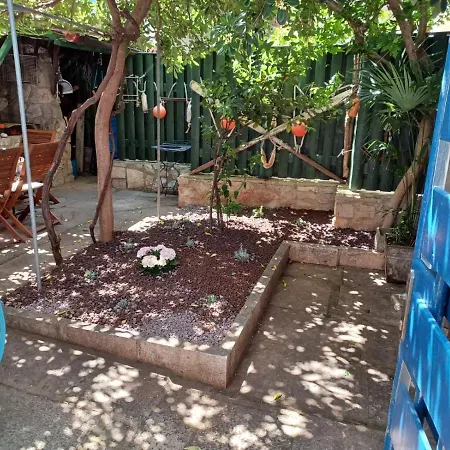 House Markovina * Cres